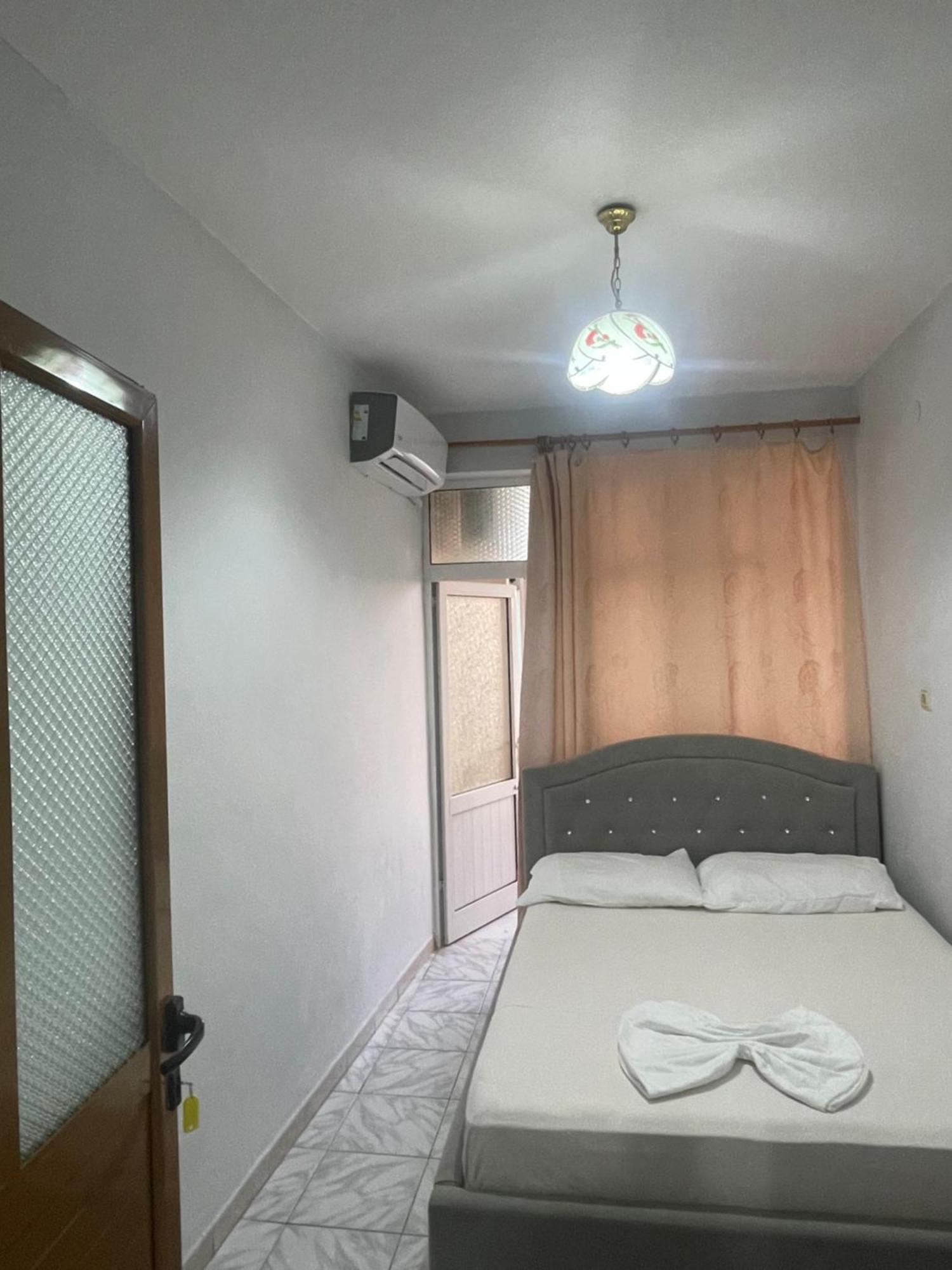 Hotel Gjika Саранде Екстериор снимка