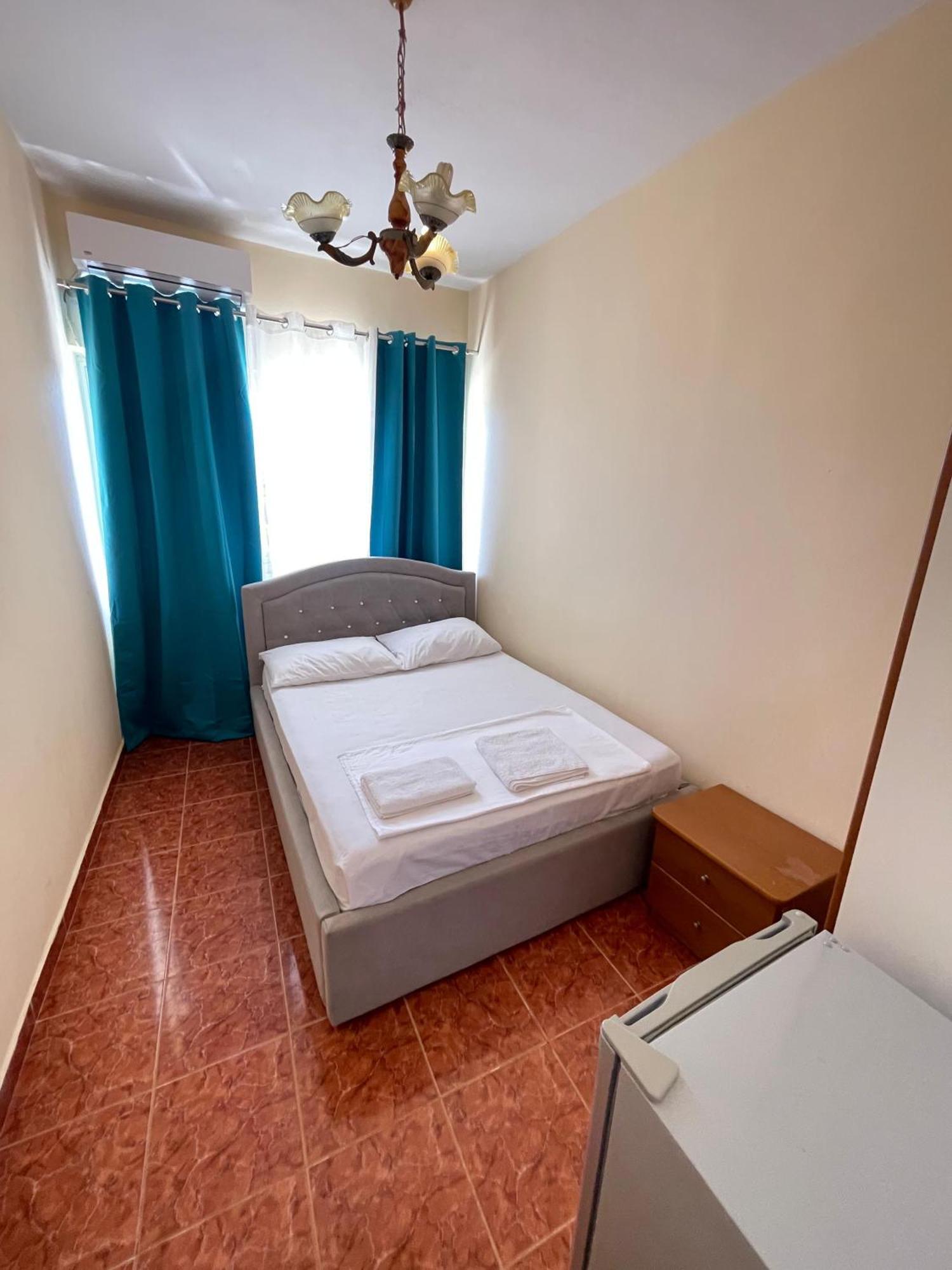 Hotel Gjika Саранде Екстериор снимка