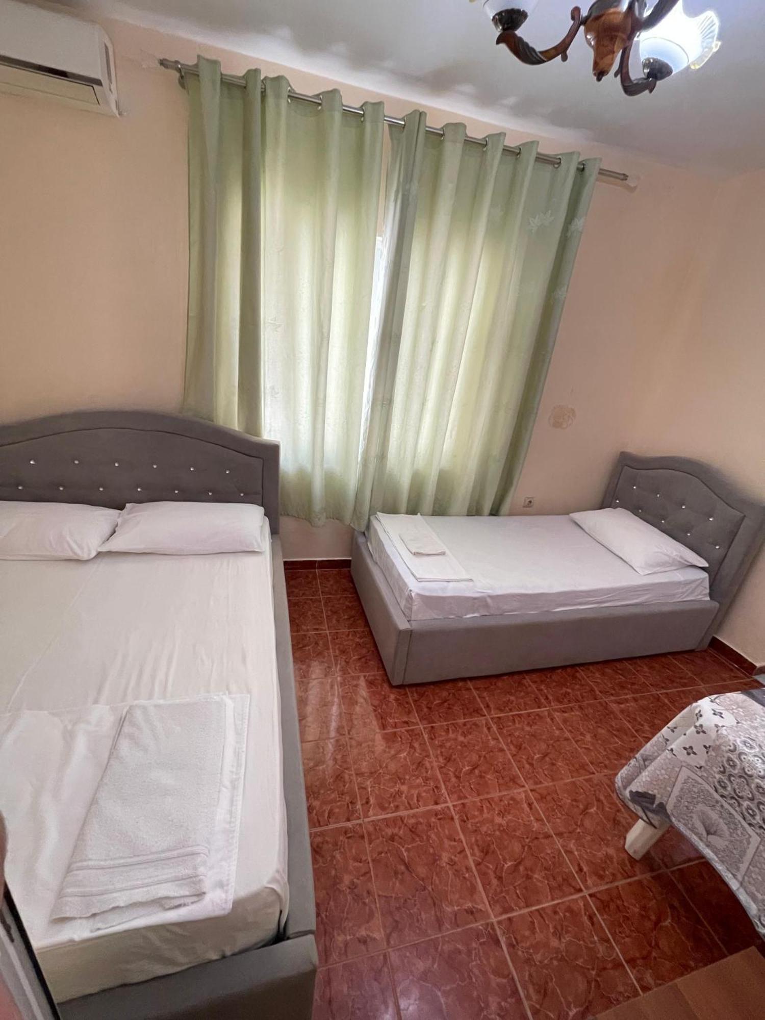 Hotel Gjika Саранде Екстериор снимка