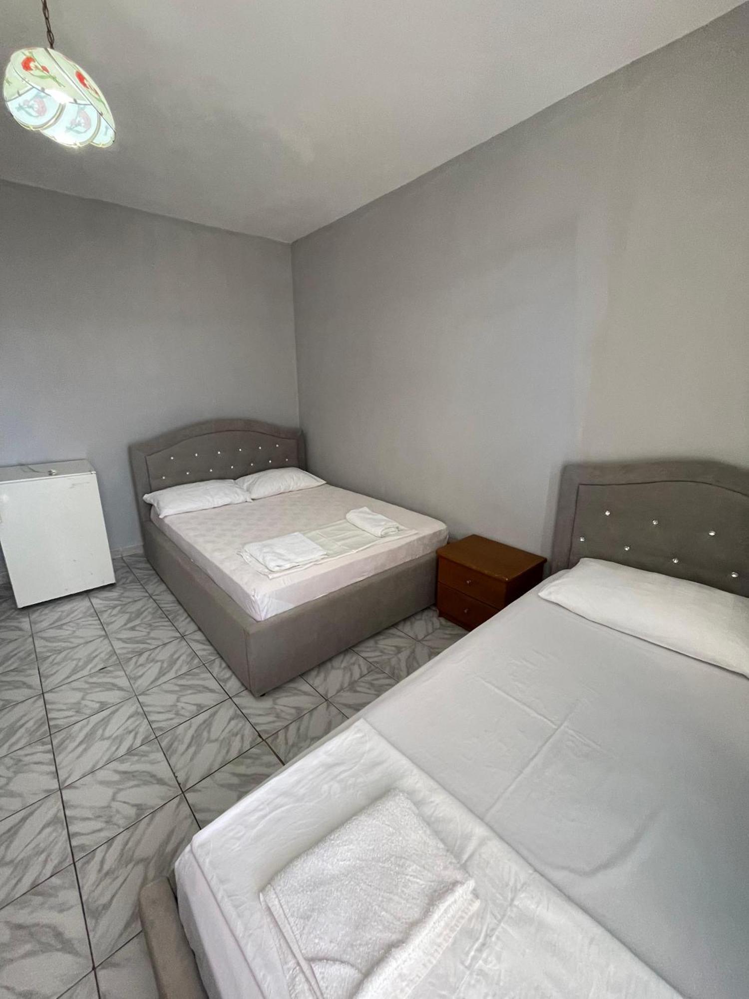 Hotel Gjika Саранде Екстериор снимка