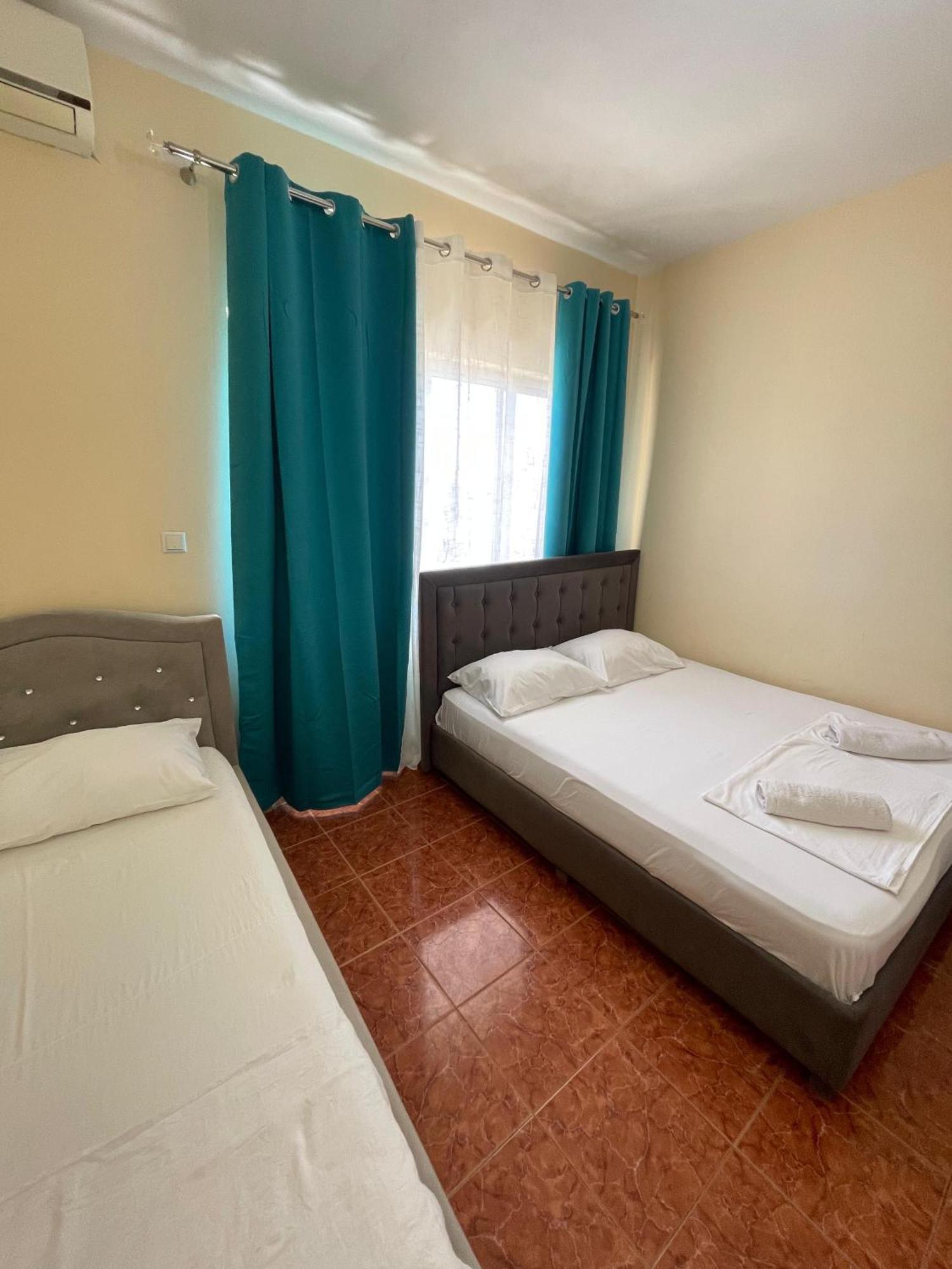 Hotel Gjika Саранде Екстериор снимка