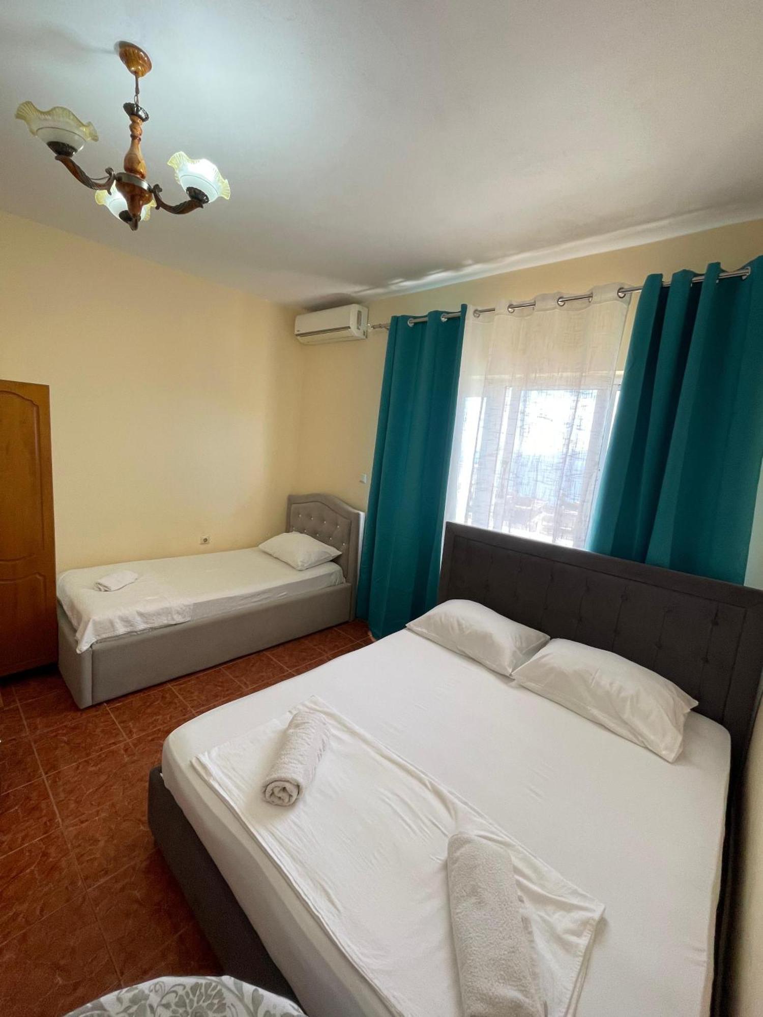 Hotel Gjika Саранде Екстериор снимка