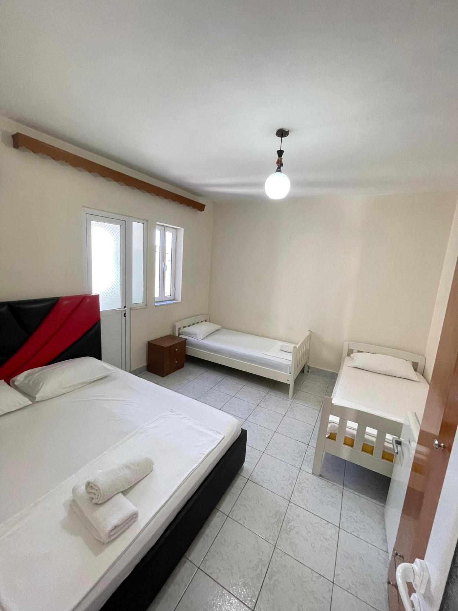 Hotel Gjika Саранде Екстериор снимка