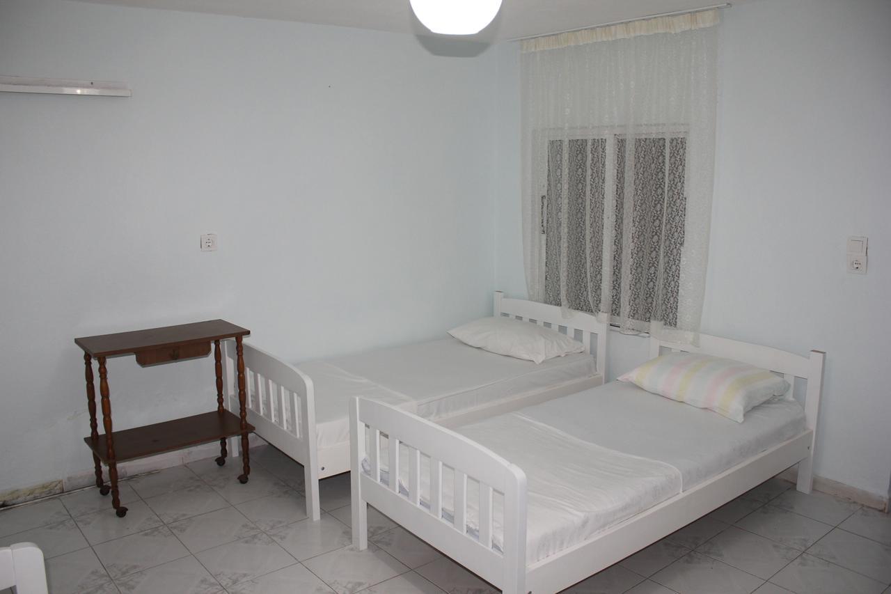 Hotel Gjika Саранде Екстериор снимка