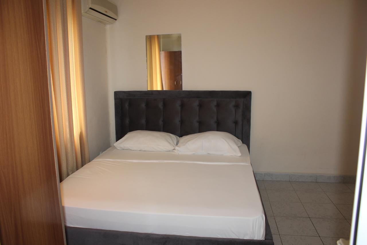 Hotel Gjika Саранде Екстериор снимка